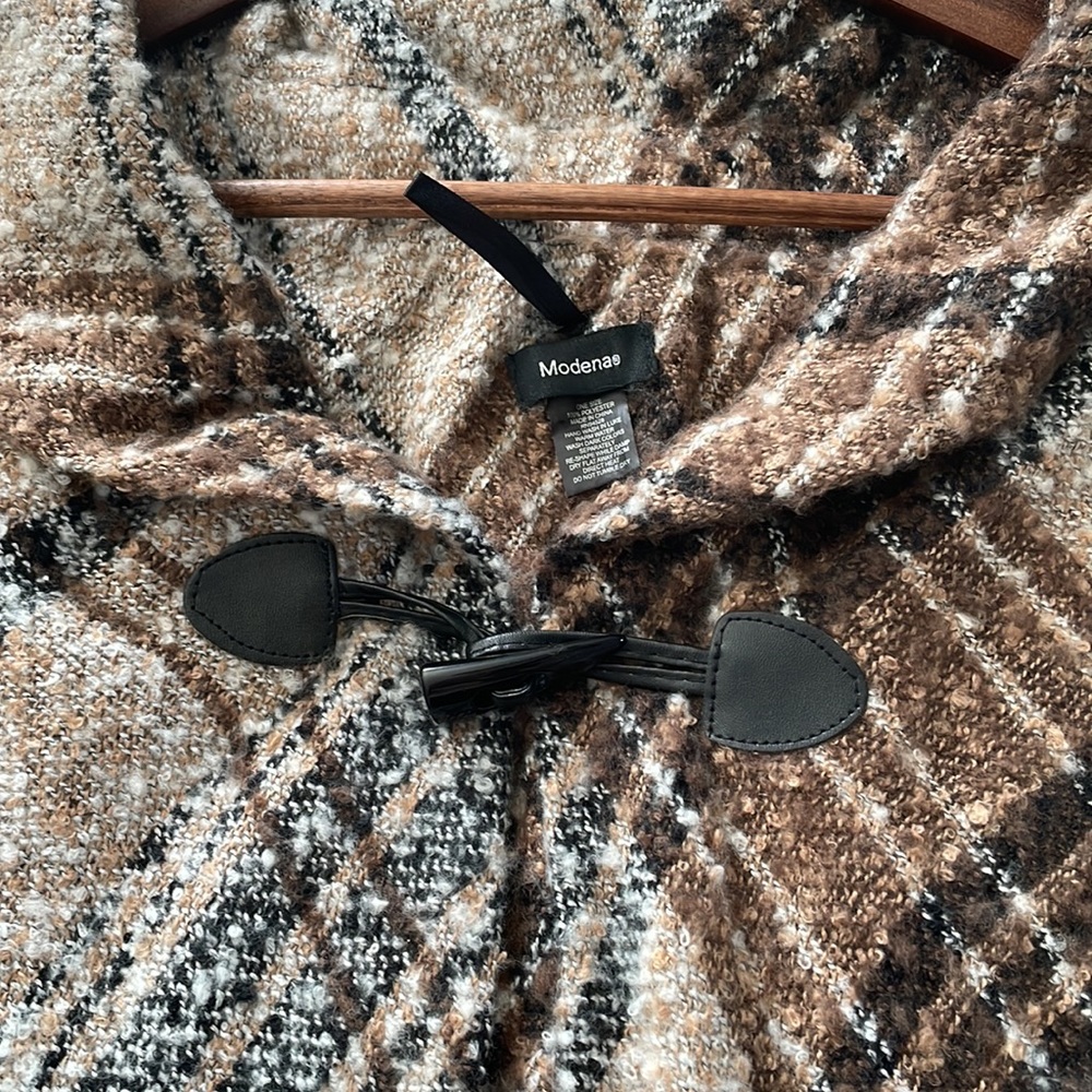 NWOT - Modena Brown, Tan and Cream Blanket Fringe Poncho OS - Picture 7 of 7
